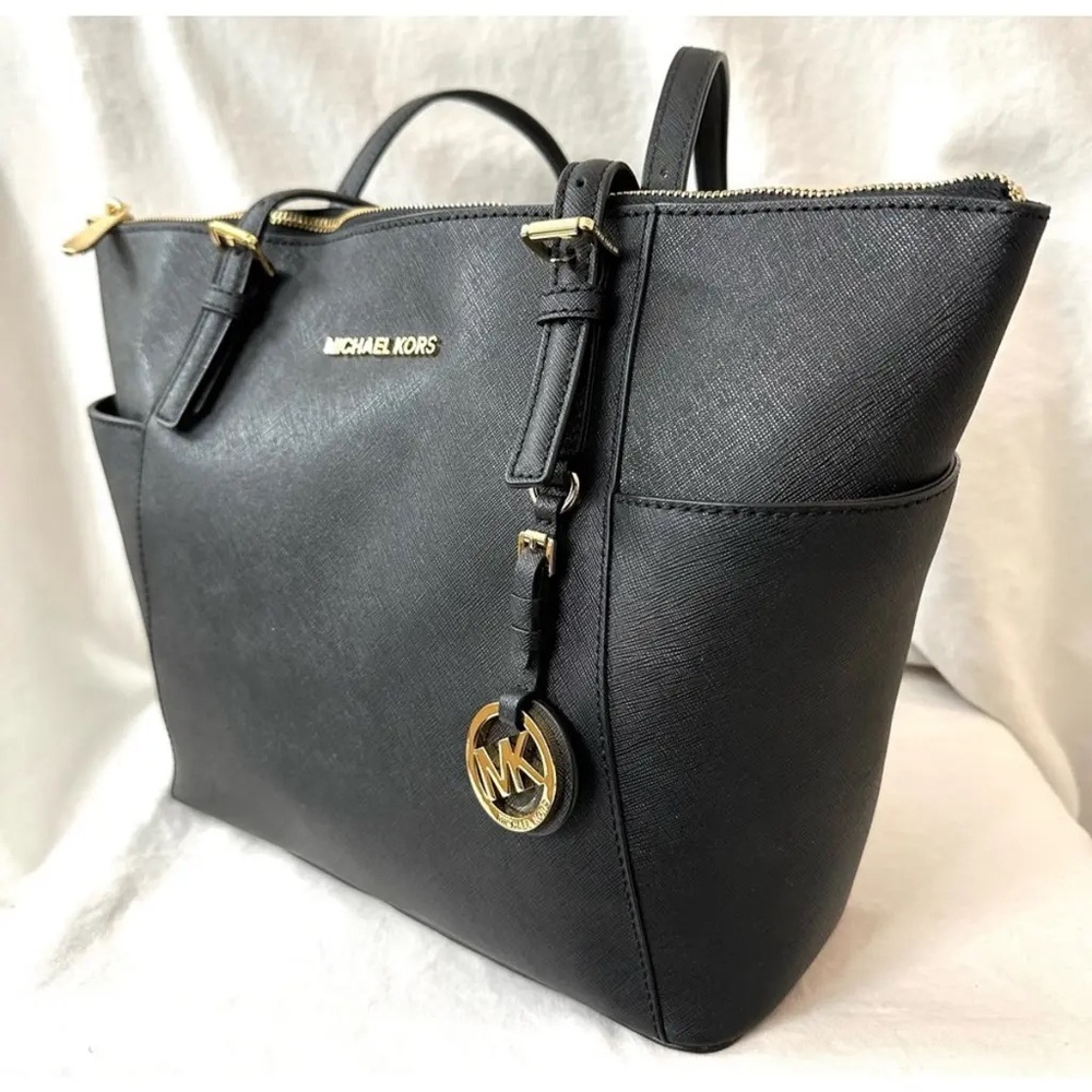 MICHAEL Michael Kors Jet Set Bag - Picture 2 of 14